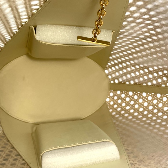 Cult Gaia Tan and Cream Tote Bag - Picture 12 of 16